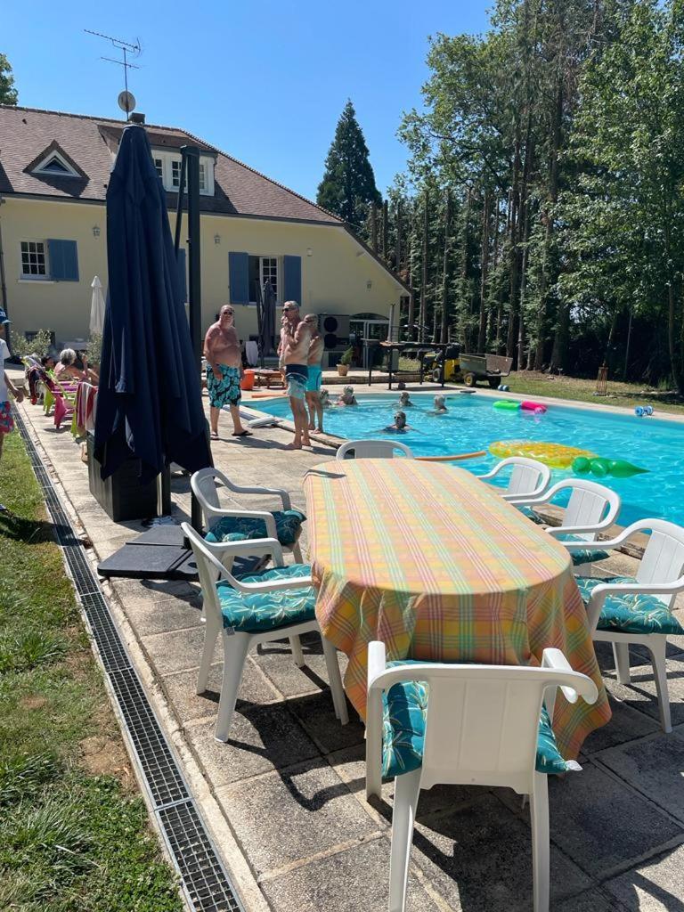 Le Clos Du Renard Sermaise  Eksteriør billede